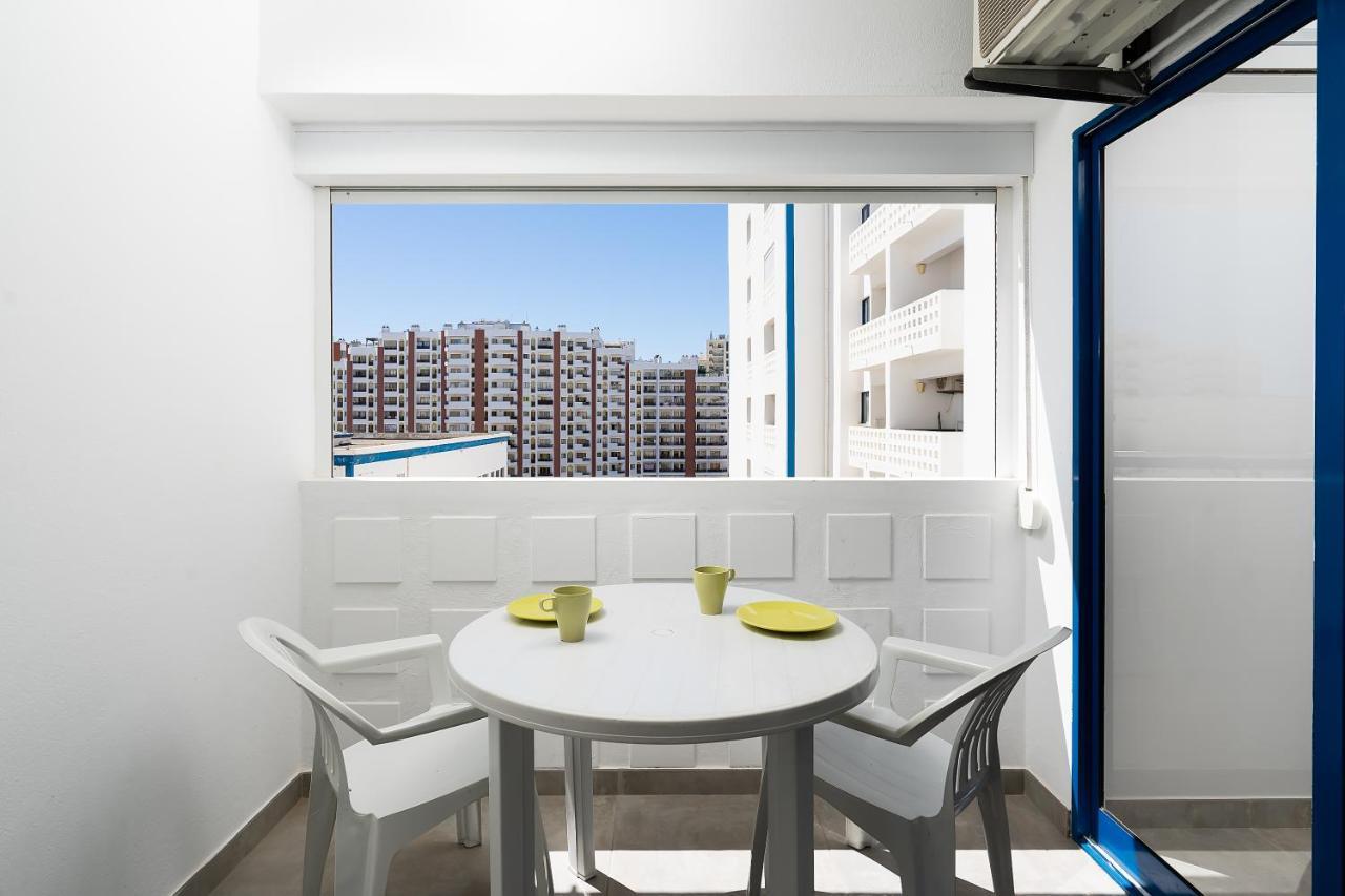 Praia Da Rocha Bliss W/ Balcony - 5Min Walk To The Beach - By Lovelystay Portimão Exterior foto